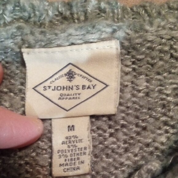 Medium St. Johns Bay Gray Sweater - Picture 3 of 5